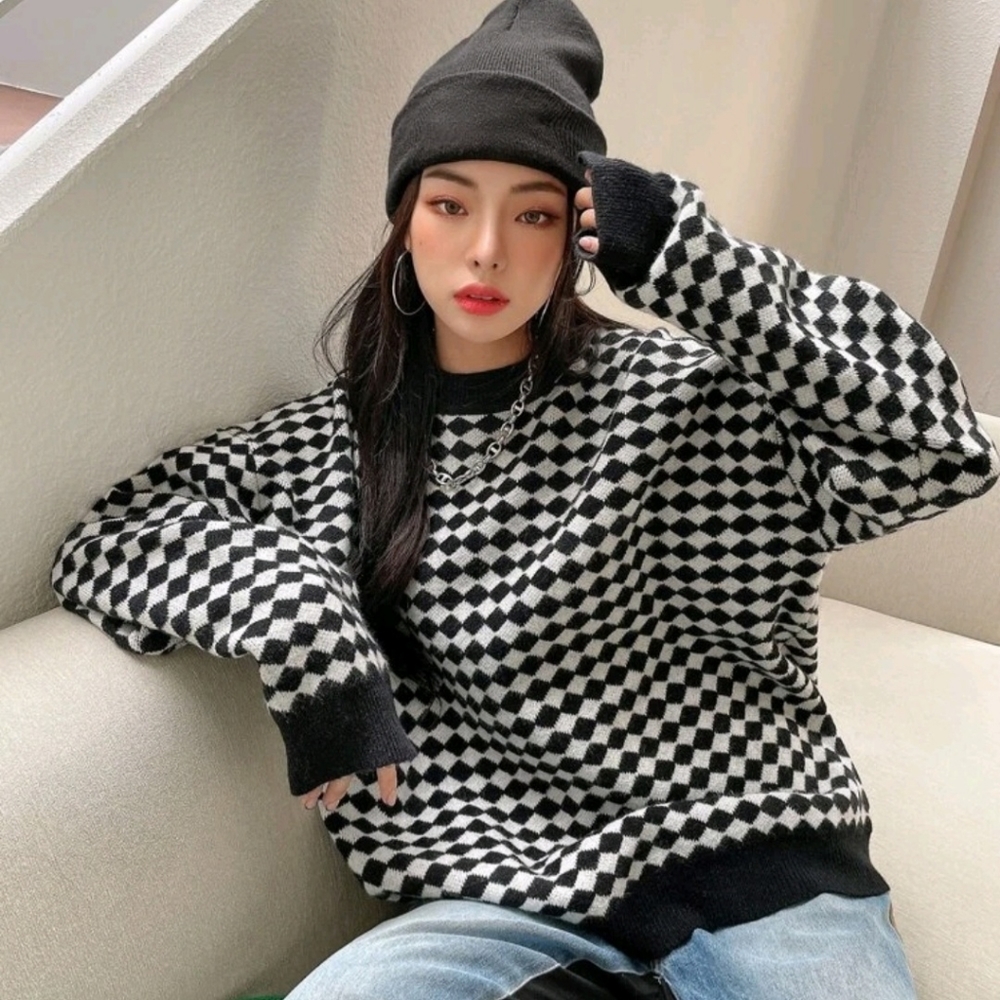 SOLD DAZY Checker Pattern Drop Shoulder Sweater - Picture 3 of 10